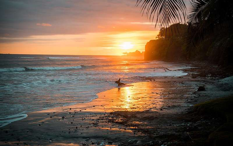 A sunset off the coast of Nayarit, Mexico. Photo by Alvaro Rojas.